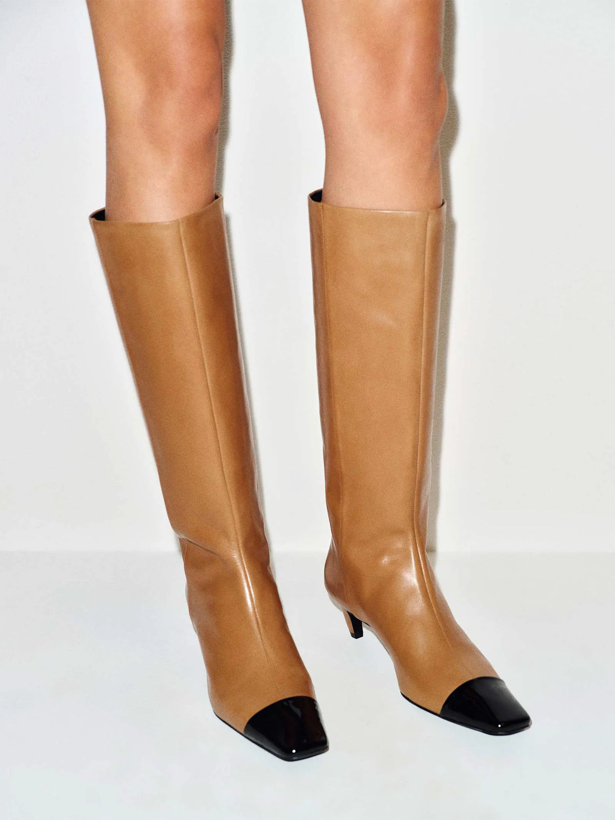 Sandstorm Leather Black Patent