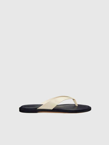 Almond Black