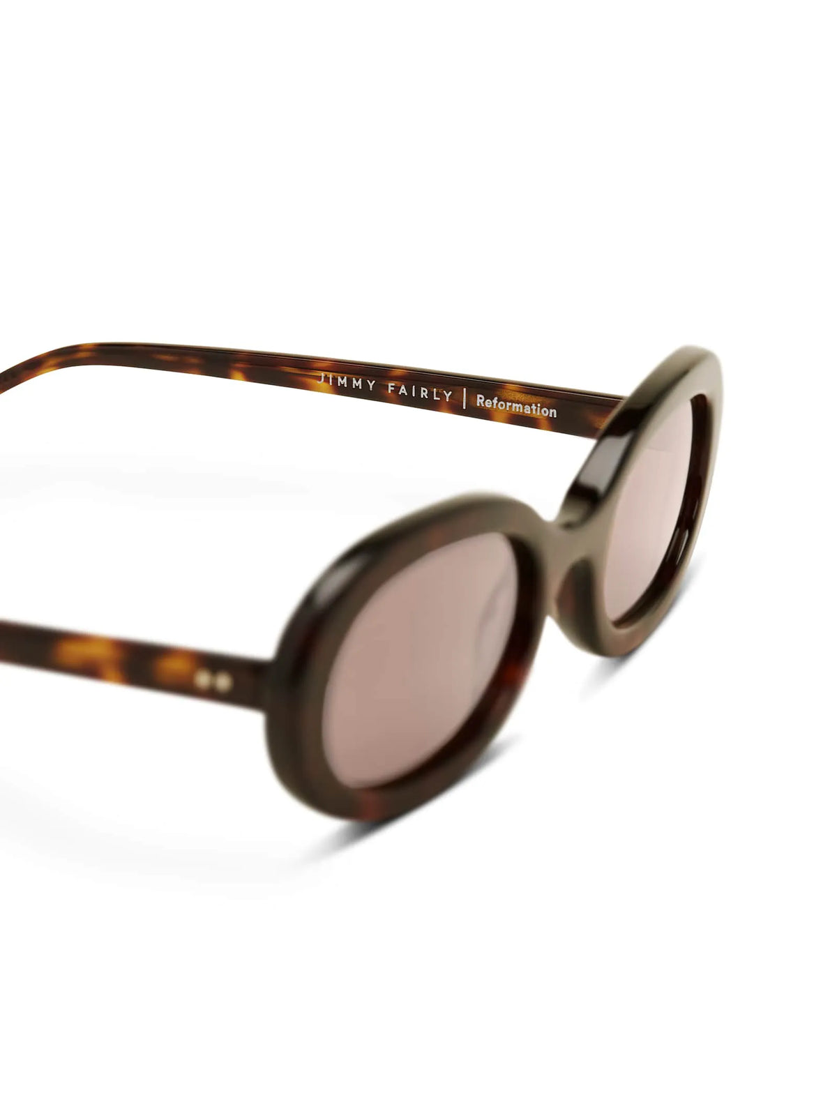Tortoise/brown