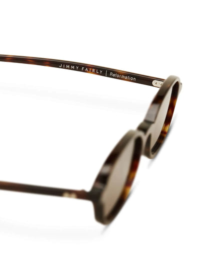 Tortoise/brown