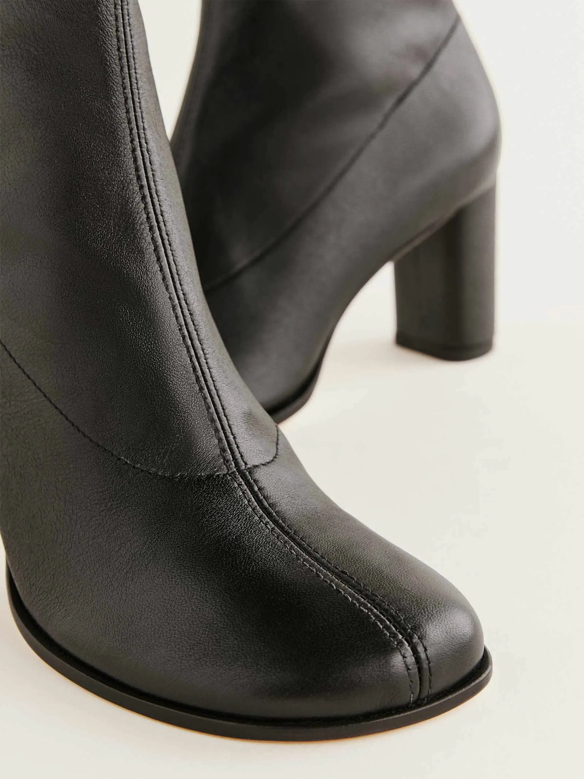 Black Stretch Leather