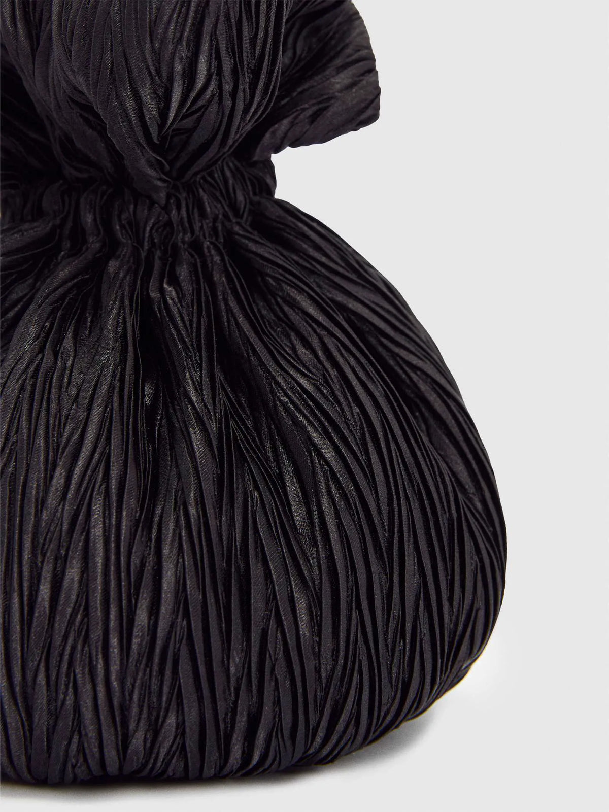 Plisse Black Satin