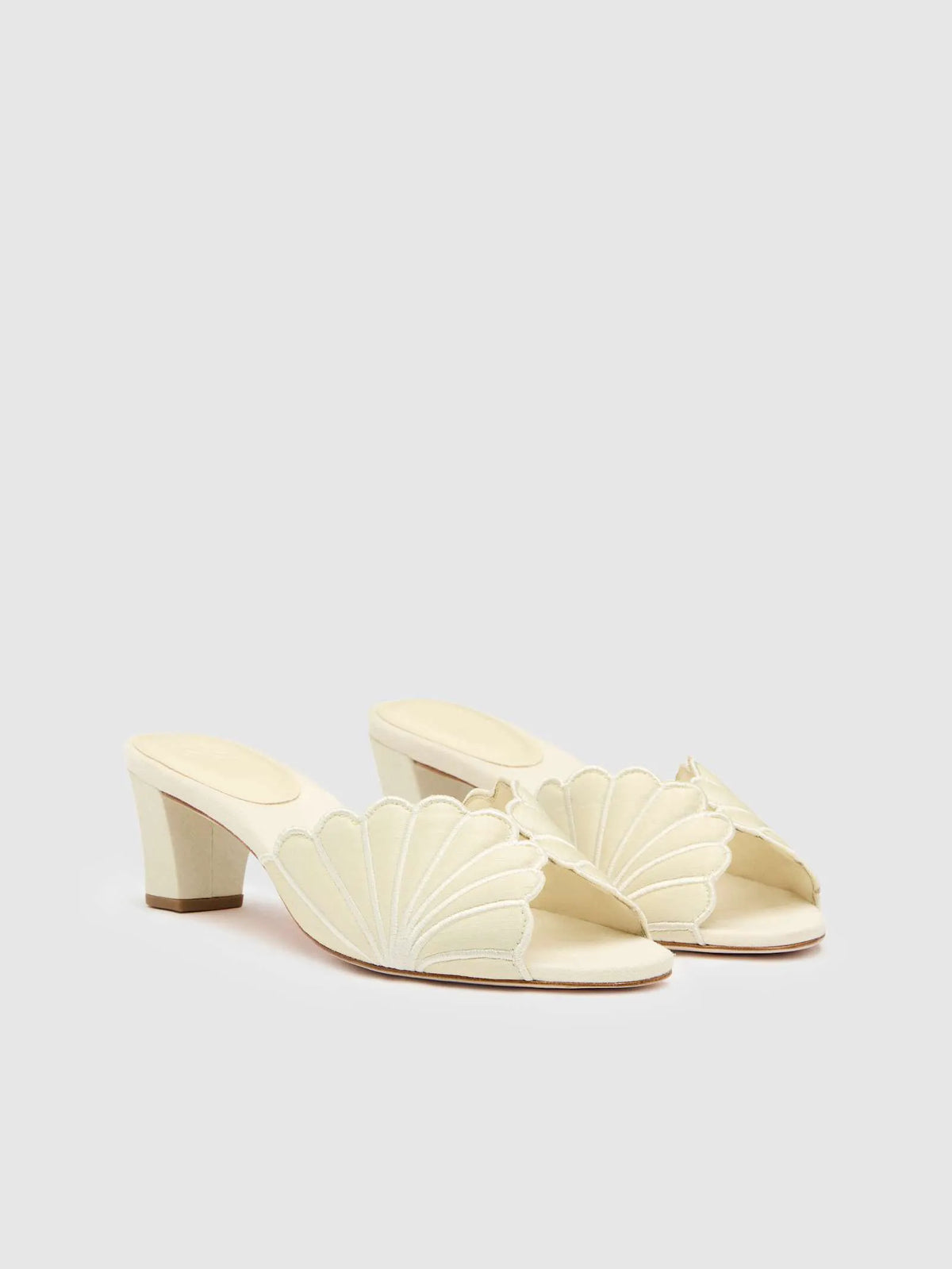 Cream Puff Taffeta