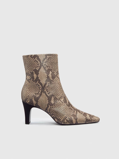 Tan Snake