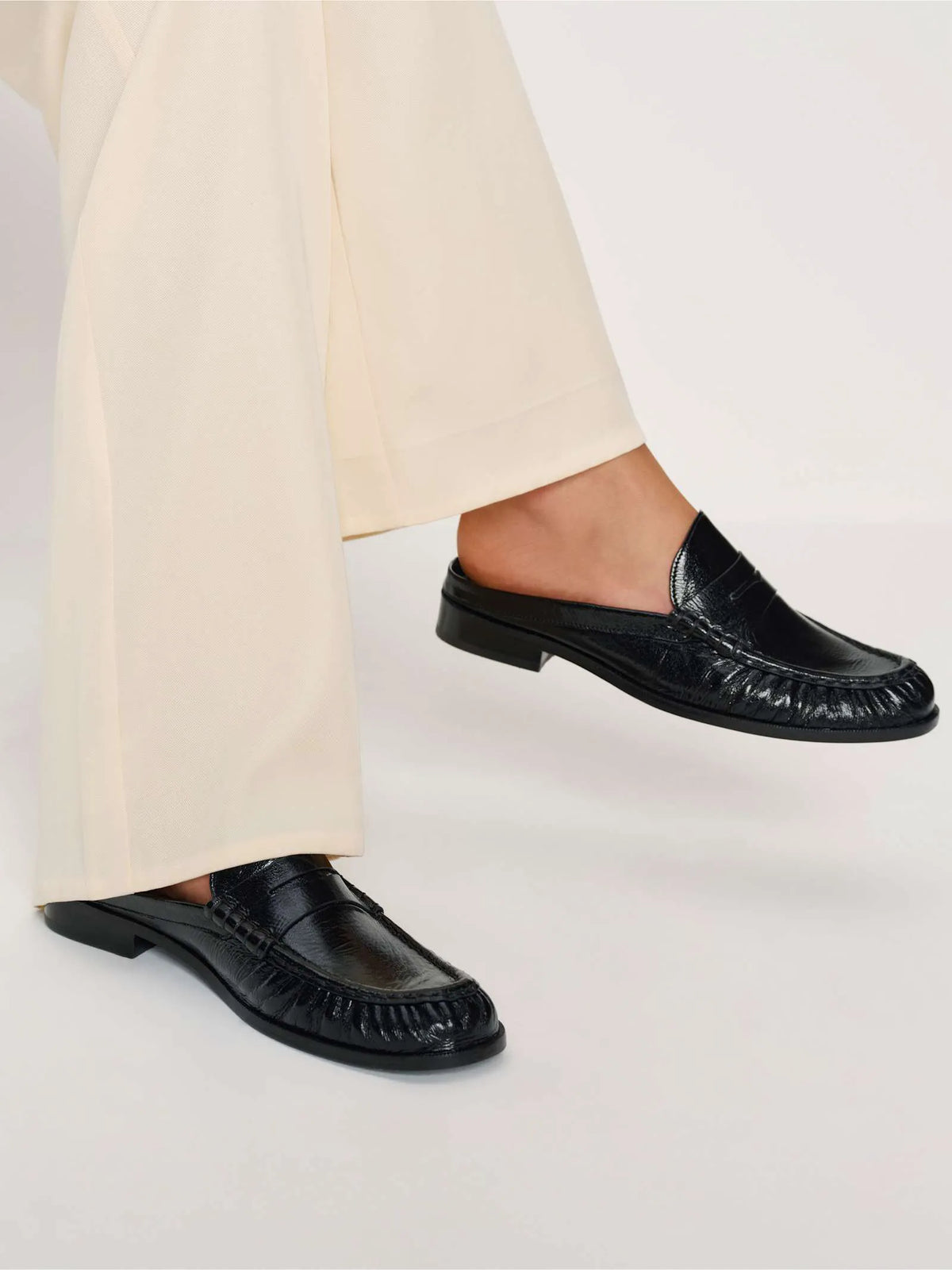 Black Crinkle Patent