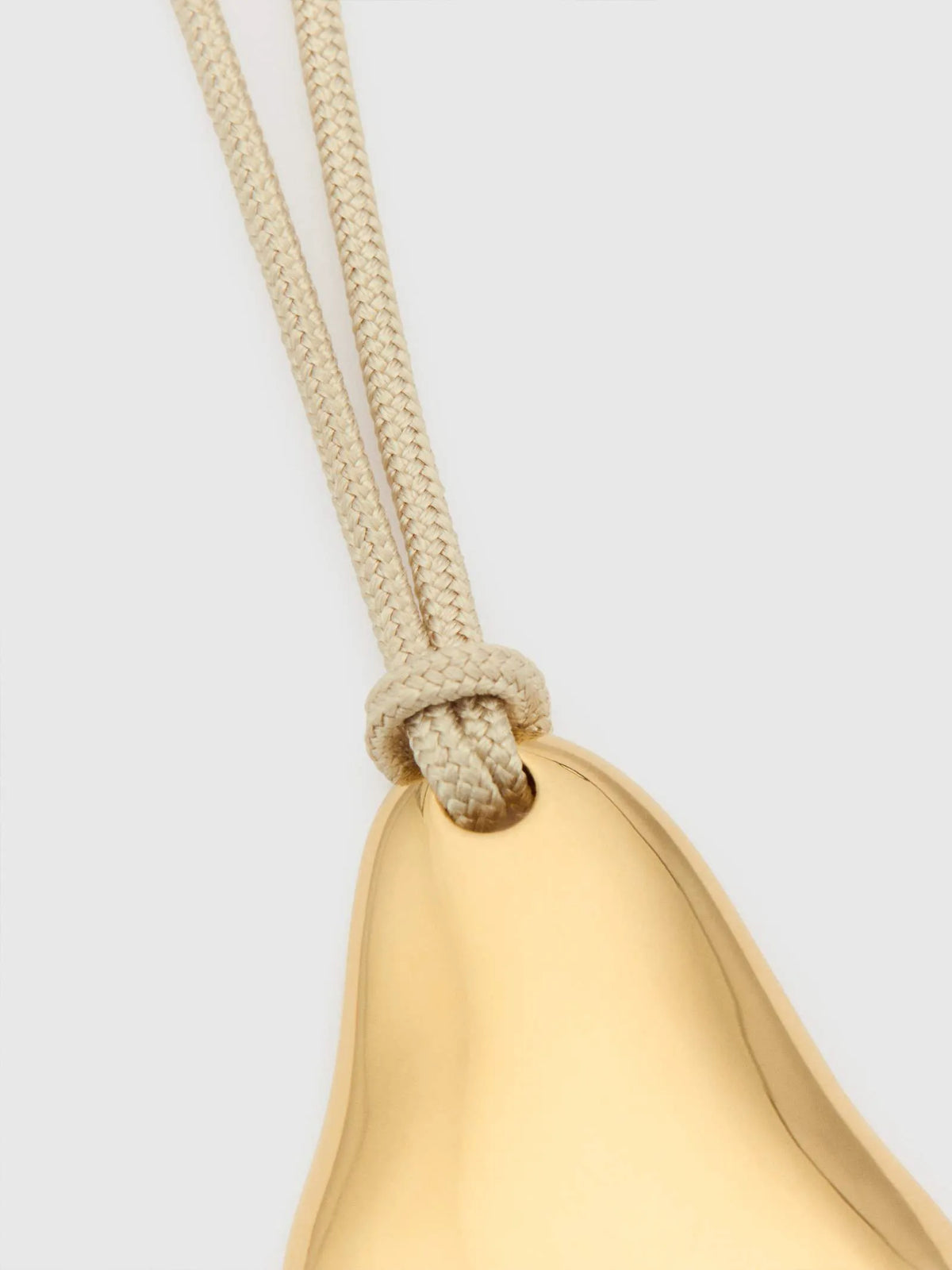 Gold Ivory