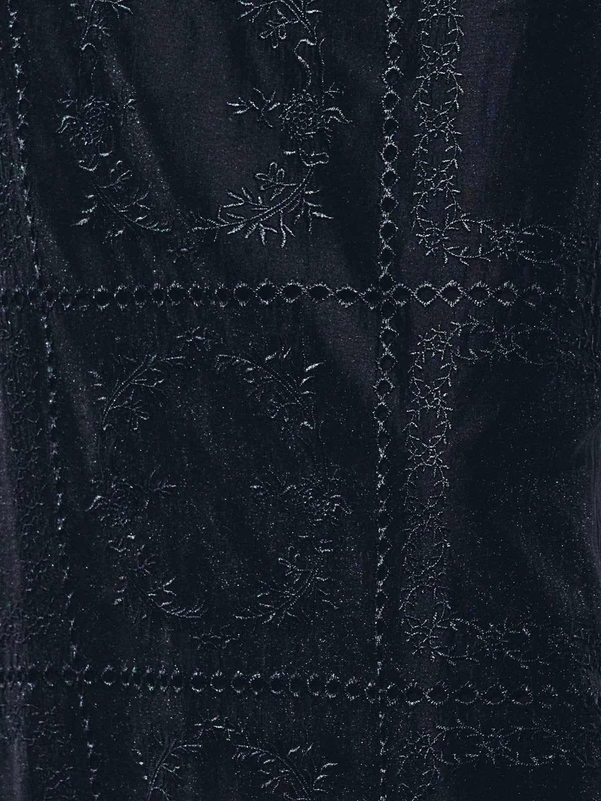 Black Eyelet