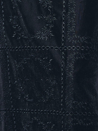 Black Eyelet