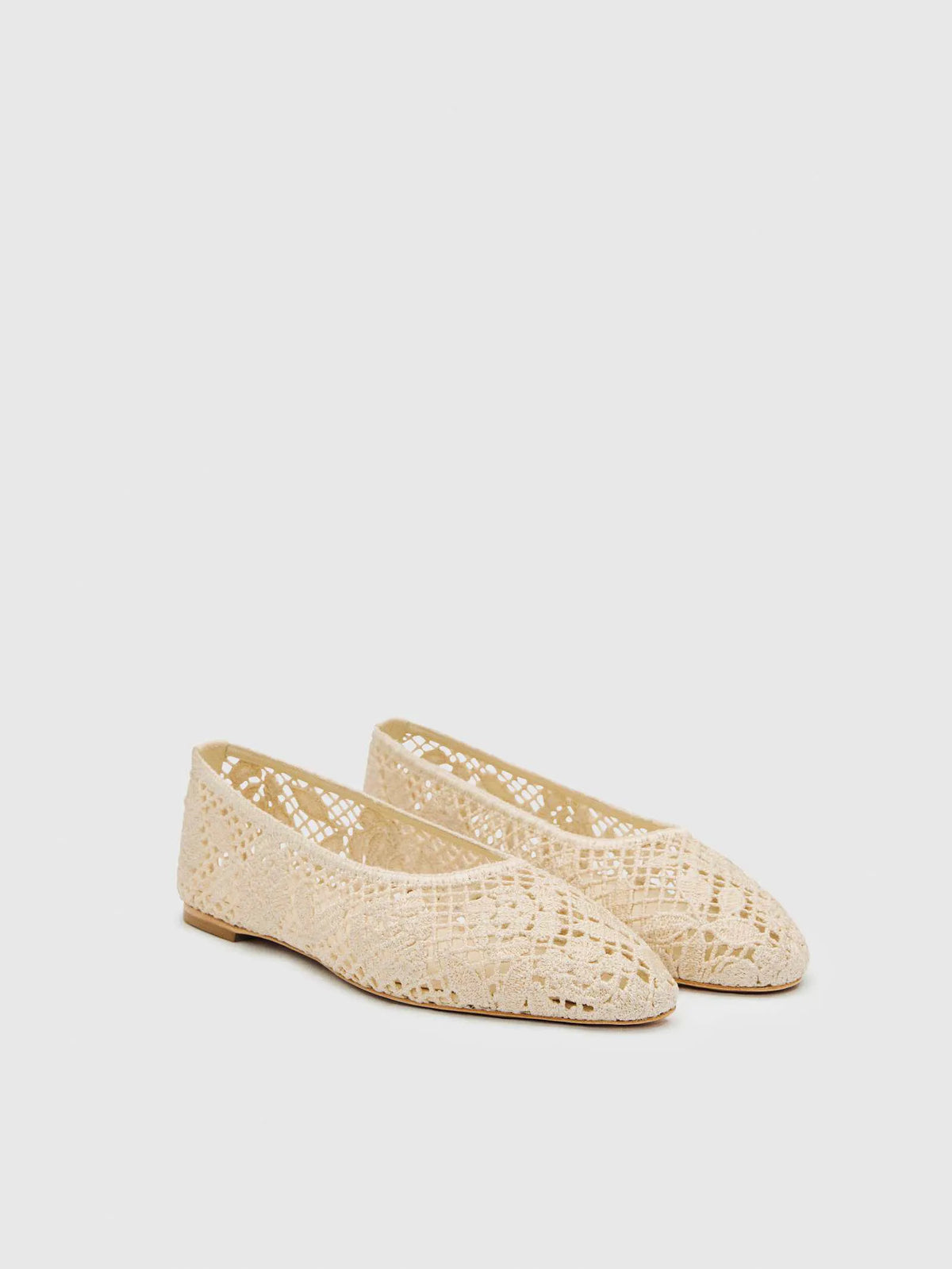 Cream Floral Crochet