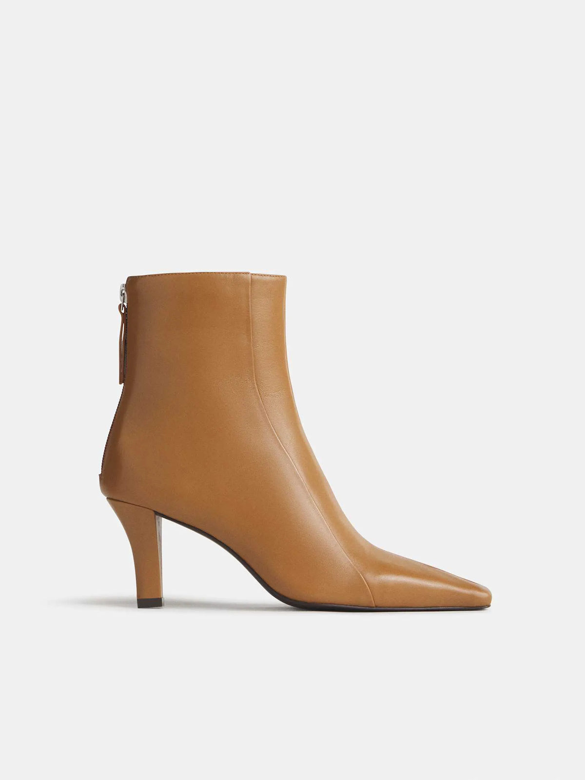 Sandstorm Leather