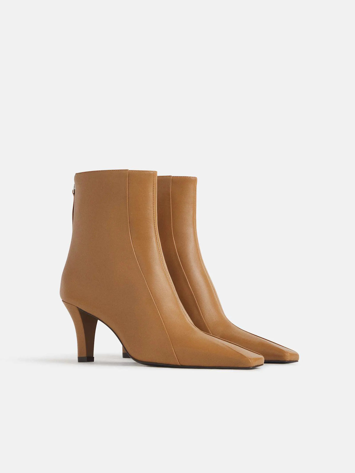 Sandstorm Leather